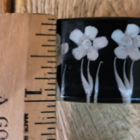 VINTAGE FLORAL FLOWERS RESIN REVERSE CARVED HAIR BARRETTE Clip UPDO ACCESSORY - Picture 3 of 9